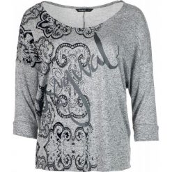 Desigual T-shirt damski Nisa M szary. Szare t-shirty damskie Desigual, m, bez wzorów, bez kołnierzyka, bez ramiączek. W wyprzedaży za 169.00 zł.
