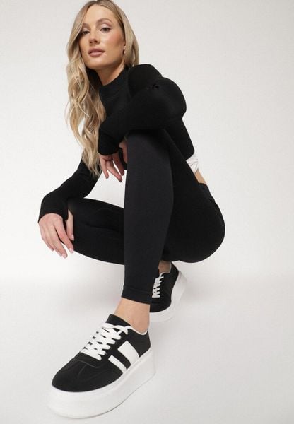 Czarne Prążkowane Legginsy z Wiskozą z Wysokim Stanem Tevania. Czarne legginsy damskie Born2be, bez wzorów, z jeansu. Za 59.99 zł.