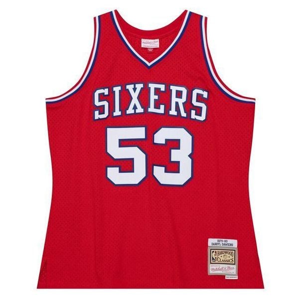Koszulka Philadelphia 76ers Swingman 1979/80. Czerwone bluzki damskie Mitchell & Ness, bez wzorów, z poliesteru, sportowe, bez kołnierzyka, bez ramiączek. Za 506.00 zł.