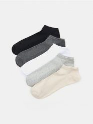 Krótkie skarpetki 5 pack - szary. Szare skarpety męskie Sinsay, bez wzorów. Za 15.99 zł.
