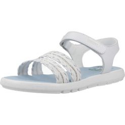 Sandały PABLOSKY 448900P Biały. Białe buty zimowe męskie Pablosky, bez wzorów, ze skóry, bez obcasa, bez zapięcia. Za 255.99 zł.