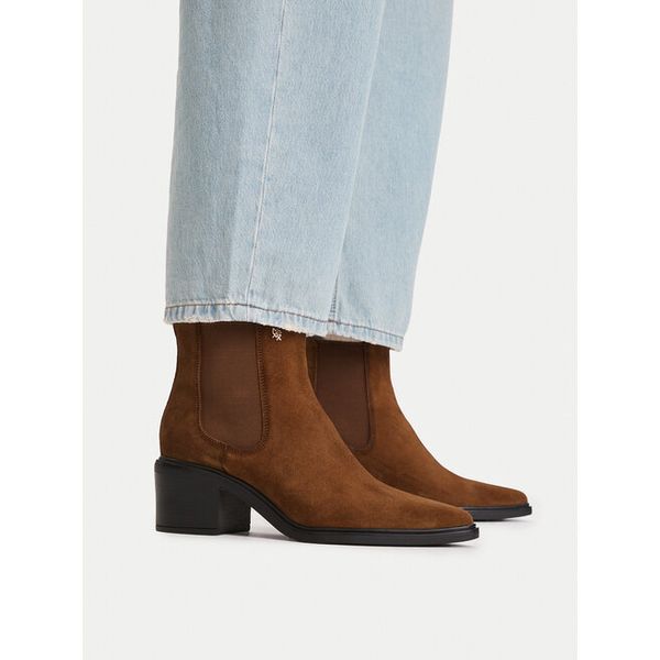 Botki MEXX. Brązowe botki damskie Mexx, bez wzorów, bez obcasa, na słupku, bez zapięcia. Za 399.99 zł.