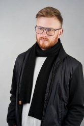 Męski czarny szalik na zimę Brødrene s6 104. Czarne szaliki męskie bez wzorów. Za 41.20 zł.