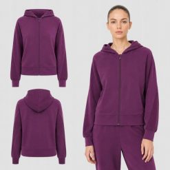 BLUZA DAMSKA DRESOWA 4F ROZPINANA Z KAPTUREM Z MODALEM KOLOR CZERWONY. Czerwone bluzy damskie 4F, l, bez wzorów, z dresówki, klasyczne, bez ramiączek, z kapturem. Za 147.00 zł.