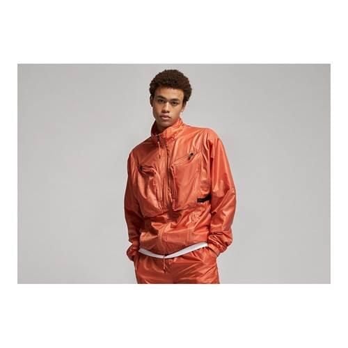 Kurtka uniwersalna męska Nike 23engineered Statement Track. Brązowe kurtki męskie Nike, m, bez wzorów, z syntetyku, klasyczne, bez kaptura. Za 767.00 zł.