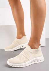 Beżowe Buty Sportowe z Napisem LOVE i Elastyczną Cholewką Alaissa. Brązowe obuwie sportowe damskie Renee, bez wzorów, z okrągłym noskiem, bez zapięcia. Za 44.99 zł.