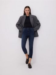 Jeansy slim push up - granatowy. Niebieskie jeansy damskie Reserved, bez wzorów, z bawełny, z podwyższonym stanem. Za 89.99 zł.