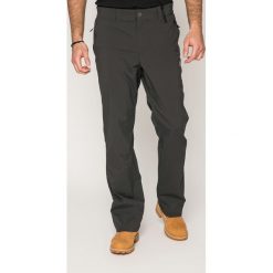 Jack Wolfskin - Spodnie Activate Light. Czarne spodnie materiałowe męskie Jack Wolfskin, bez wzorów, z elastanu. W wyprzedaży za 139.90 zł.