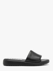 Czarne minimalistyczne klapki damskie. Czarne klapki damskie Ryłko, bez wzorów, ze skóry, klasyczne, bez obcasa, bez zapięcia. Za 279.99 zł.
