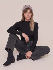 Bawełniane jeansy baggy z efektem sprania - czarny. Czarne jeansy damskie Sinsay, bez wzorów, z bawełny. Za 59.99 zł.