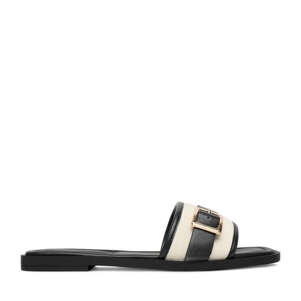 Klapki Beverly Hills Polo Club. Czarne klapki damskie Beverly Hills Polo Club, bez wzorów, bez obcasa, bez zapięcia. Za 111.99 zł.
