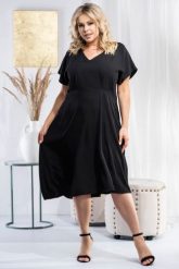 Sukienka wieczorowa elegancka z wiązaniem na plecach JANETTE czarna. Czarne sukienki damskie KARKO, na imprezę, na lato, plus size, bez wzorów, z elastanu, eleganckie, z asymetrycznym kołnierzem, plus size, bez ramiączek, mini, asymetryczne. Za 189.50 zł.