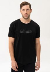 T-shirt z grubszej bawełny, Comfort Fit, T-OFTEN. Czarne t-shirty męskie Volcano, l, bez wzorów, z bawełny, bez kołnierzyka, bez ramiączek. Za 69.99 zł.