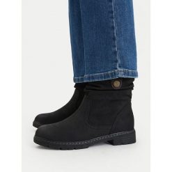 Botki Go Soft. Czarne botki damskie GO SOFT, bez wzorów, bez obcasa, na płaskiej podeszwie, bez zapięcia. Za 159.99 zł.