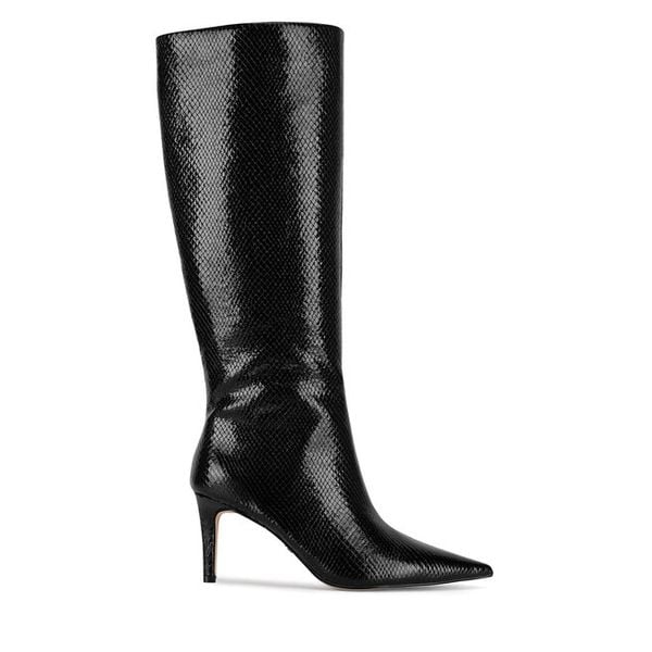 Kozaki Nine West. Czarne kozaki damskie Nine West, bez wzorów, bez obcasa, na szpilce, bez zapięcia. Za 230.99 zł.