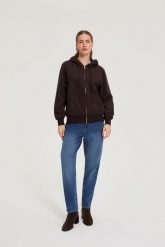 Bluza z kapturem brązowa. Brązowe bluzy damskie MOODO, l, bez wzorów, z bawełny, bez ramiączek, z kapturem. Za 139.99 zł.