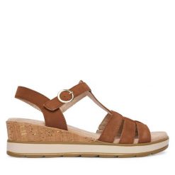 Sandały Caprice. Brązowe sandały damskie Caprice, bez wzorów, bez obcasa, na koturnie, bez zapięcia. Za 339.99 zł.