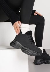 Czarne Trapery Sneakersy Vices na Platformie z Tłoczeniem Nirrise. Czarne trapery damskie Renee, z dresówki, bez zapięcia. Za 109.99 zł.