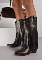 Brązowe Botki Kowbojki na Obcasie Zdobione Nitami i Frędzlami Calles. Brązowe botki damskie Born2be, z aplikacjami, z jeansu, boho, bez obcasa, na obcasie, bez zapięcia. Za 119.99 zł.