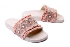 BRENDA ZARO MULE4 pink, klapki damskie. Czerwone klapki damskie Brenda Zaro, na lato, bez wzorów, bez obcasa, bez zapięcia. Za 97.45 zł.