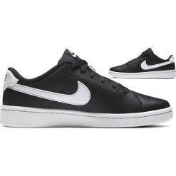 Buty sportowe damskie Nike Court Royale 2. Białe obuwie sportowe damskie Nike, bez wzorów, bez zapięcia, Nike Court. Za 228.99 zł.