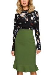 Ołówkowa spódnica na kolano z falbaną elegancka zielona. Zielone spódnice damskie Sukienki.shop, do pracy, xl, bez wzorów, biznesowe, ołówkowe. Za 89.00 zł.