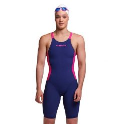 Strój kąpielowy startowy damski Funkita Apex Viper Tidal Blast. Niebieskie stroje kąpielowe damskie Funkita, m, bez wzorów. Za 368.95 zł.