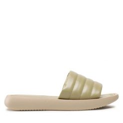 Klapki Nessi. Zielone klapki damskie Nessi, bez wzorów, bez obcasa, bez zapięcia. Za 249.99 zł.