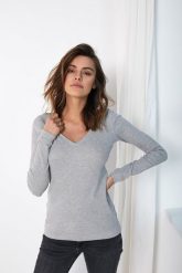 BLUZKA SARA JASNO SZARA L - Flawless. Szare bluzki damskie Flawless, l, bez wzorów, z bawełny, casualowe, bez kołnierzyka, bez ramiączek. Za 114.00 zł.