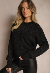Czarny Sweter z Wiskozą Ozdobiony Metaliczną Nicią Lialicia. Czarne swetry nierozpinane damskie Renee, na zimę, bez wzorów, z wiskozy, casualowe, bez kołnierzyka, bez ramiączek. Za 59.99 zł.