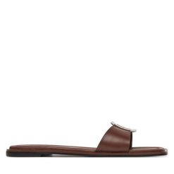 Klapki Calvin Klein. Brązowe klapki damskie Calvin Klein, bez wzorów, bez obcasa, bez zapięcia. Za 319.99 zł.