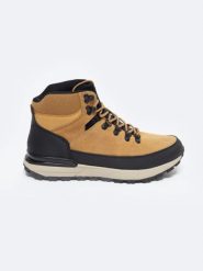 Buty męskie trekkingowe ze skóry naturalnej brązowe OO174504 802. Brązowe trekkingi męskie BIG STAR, ze skóry, bez zapięcia. W wyprzedaży za 209.99 zł.