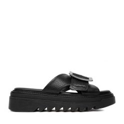 Klapki G-Star Raw. Czarne klapki damskie G-Star Raw, bez wzorów, retro, bez obcasa, bez zapięcia. Za 249.99 zł.