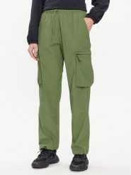 Columbia Spodnie outdoor Boundless Trek™ 2073011 Zielony Relaxed Fit. Zielone spodnie sportowe damskie Columbia, bez wzorów, z syntetyku, sportowe, outdoorowe. Za 199.99 zł.