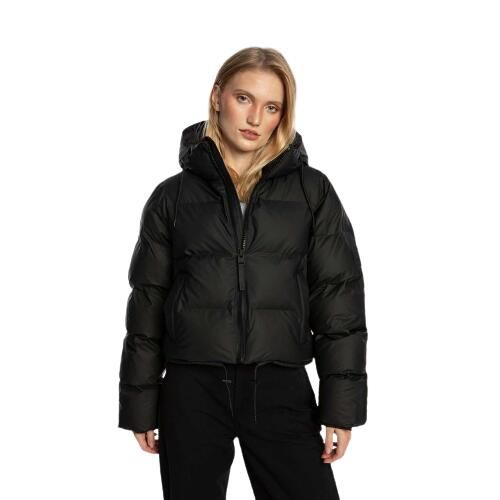 Kurtka zimowa damska Rains Alta Puffer. Czarne kurtki sportowe damskie Rains, na zimę, l, bez wzorów, bez ramiączek, bez kaptura, trekkingowe. Za 1,417.55 zł.