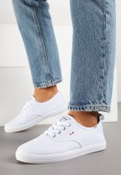 Białe Tenisówki Vices w Klasycznym Stylu Gallriva. Białe trampki i tenisówki damskie Born2be, bez wzorów, bez zapięcia. Za 44.99 zł.