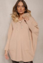 Beżowy Sweter o Kroju Nietoperza ze Sznurkiem Perełkami i Odpinanym Futerkiem Nomilora. Brązowe swetry nierozpinane damskie Renee, z aplikacjami, z futra, casualowe, bez kołnierzyka, bez ramiączek. Za 159.99 zł.
