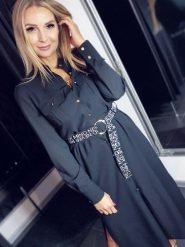 Sukienka Model Zahara Black - Jersa. Czarne sukienki damskie Jersa, l, bez wzorów, wizytowe, bez kołnierzyka, plus size, bez ramiączek. Za 403.41 zł.