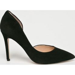 Solo Femme - Szpilki. Czarne szpilki damskie Solo Femme, bez wzorów, z materiału, bez obcasa, na obcasie, bez zapięcia. W wyprzedaży za 219.90 zł.