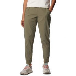 Spodnie turystyczne damskie Columbia Leslie Falls Jogger. Czarne spodnie sportowe damskie Columbia, bez wzorów, sportowe, trekkingowe. Za 379.00 zł.