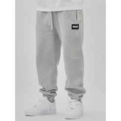 MANTO spodnie dresowe LABEL 25 melanż. Szare spodnie sportowe męskie Manto, m, bez wzorów, z dresówki. Za 269.00 zł.