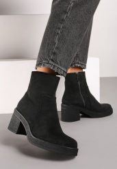 Czarne Klasyczne Botki z Imitacji Zamszu na Słupku Xortia. Czarne botki damskie Born2be, bez wzorów, z jeansu, eleganckie, bez obcasa, na obcasie, bez zapięcia. Za 149.99 zł.