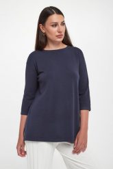 Sweter damski Stiria MM. Swetry nierozpinane damskie MM, m, bez wzorów, bez kołnierzyka, bez ramiączek. Za 949.00 zł.