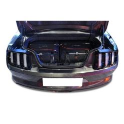 Torby Do Bagażnika Ford Mustang Cabrio 2014-2023 4Szt Kjust. Czarne torby podróżne damskie KJUST, bez wzorów. Za 989.00 zł.
