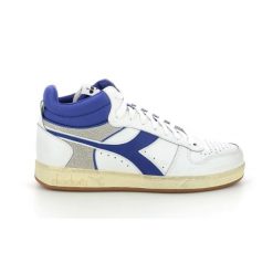 Trampki męskie DIADORA MAGIC BASKET DEMI CUT ICONA. Białe trampki męskie Diadora, bez wzorów, casualowe, bez zapięcia. Za 219.99 zł.