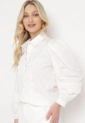 Biała Bawełniana Koszula z Bufiastymi Rękawami i Ażurowymi Lamówkami Adarphona. Białe koszule damskie Born2be, m, w ażurowe wzory, z bawełny, bez kołnierzyka, bez ramiączek. Za 84.99 zł.