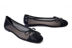 MACIEJKA K7512-01/00-1 czarny, baleriny damskie. Czarne balerinki damskie Maciejka, na lato, w ażurowe wzory, ze skóry, bez obcasa, bez zapięcia. Za 212.42 zł.