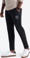Ombre Męskie spodnie dresowe z logotypem czarne V1 OM-PASK-0167 XXL. Czarne spodnie sportowe męskie Ombre, m, bez wzorów, z dresówki. Za 149.99 zł.