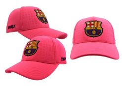 Czapka z daszkiem FC Barcelona - oficjalna licencjonowana. Czerwone czapki damskie FC BARCELONA, bez wzorów, z bawełny. Za 99.00 zł.