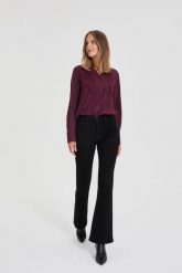 Jeansy bootcut czarne. Czarne jeansy damskie MOODO, bez wzorów, z bawełny. Za 149.99 zł.